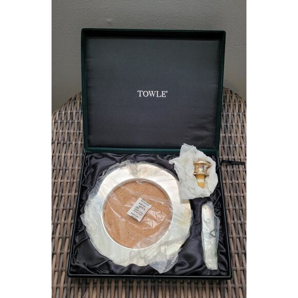 Towle Silversmiths Silver Plated 3 Piece Barware Wine Gift Set With Velvet Box - Picture 2 of 6